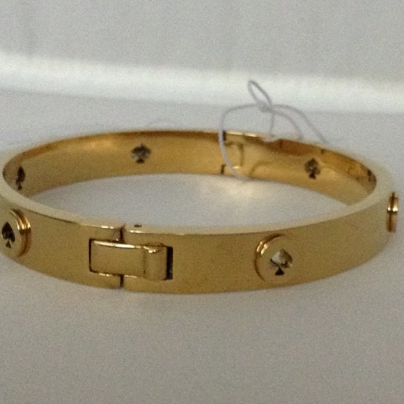 KATE SPADE Spot the Spade Hinged Bangle Gold - Picture 2 of 2